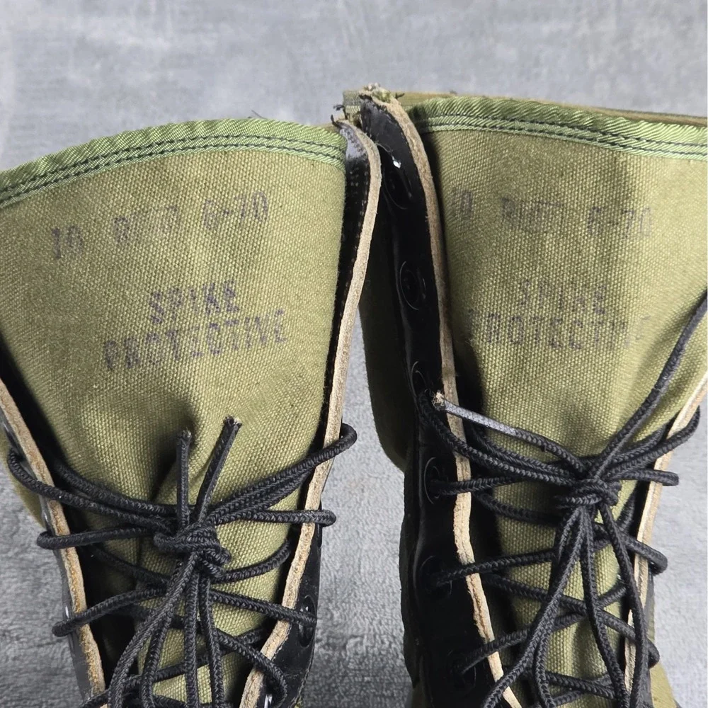vintage US military Vietnam War-era combat jungle boots 10 R 6-70 Spike Protect